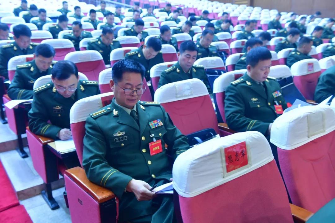 湖北阳光下的欢声笑语